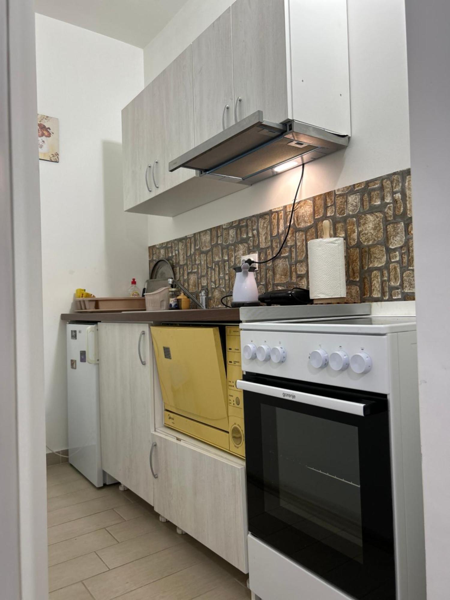 Adam'S Apartment 1 Кладово Экстерьер фото